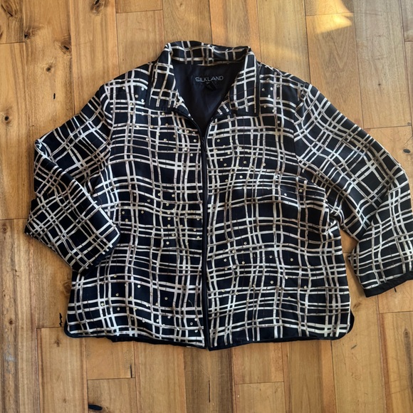 SilkLand Jackets & Blazers - SilkLand Elegant Black‎ and Gold Jacket 3X